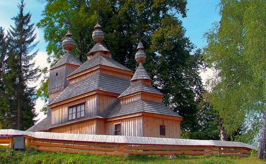 Chiesa-legno-Bodruzal_(Hejma_6266965810@flickr)