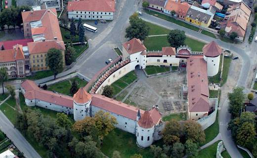 kezmarok-castel_(Civertan@wiki)